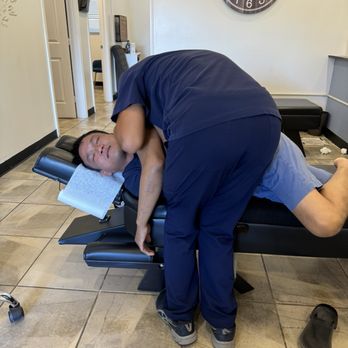 Turning Point Chiropractic - Chiropractors Near Me - Waipahu, Hawaii