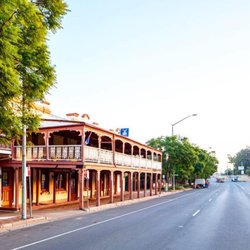 Eatons Hotel