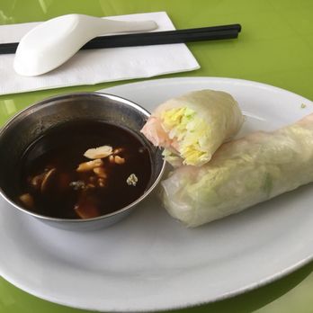 Le La Vietnamese Restaurant - Shrimp salad rolls - Vietnamese Near Me - Calgary, Alberta Le La Vietnamese Restaurant - Shrimp salad rolls - Vietnamese Near Me - Calgary, Alberta