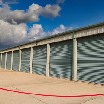 BlackHorse Storage - Shipping Centers Near Me - Cypress, Texas BlackHorse Storage - Shipping Centers Near Me - Cypress, Texas