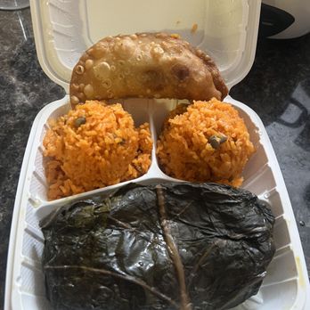 Shantell’s Cocina - Lautele plate. - Food Stands Near Me