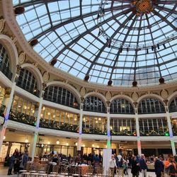 Dayton Arcade - Holly Days event at the Arcade