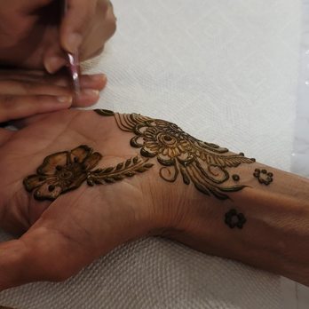 Henna Craze - Henna Artists Near Me