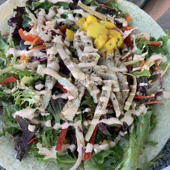 Dos Coyotes Border Cafe - Roseville - Yucatán grilled chicken salad - Mexican Near Me - Roseville, California Dos Coyotes Border Cafe - Roseville - Yucatán grilled chicken salad - Mexican Near Me - Roseville, California