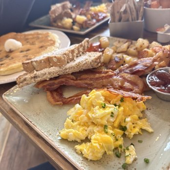 First Watch - The Traditional - Cafes Near Me - Snellville, Georgia