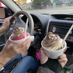Wares Bro's Frosty Treat - Chocolate frozen yogurt and "wizards brew" flavor, so yummy!