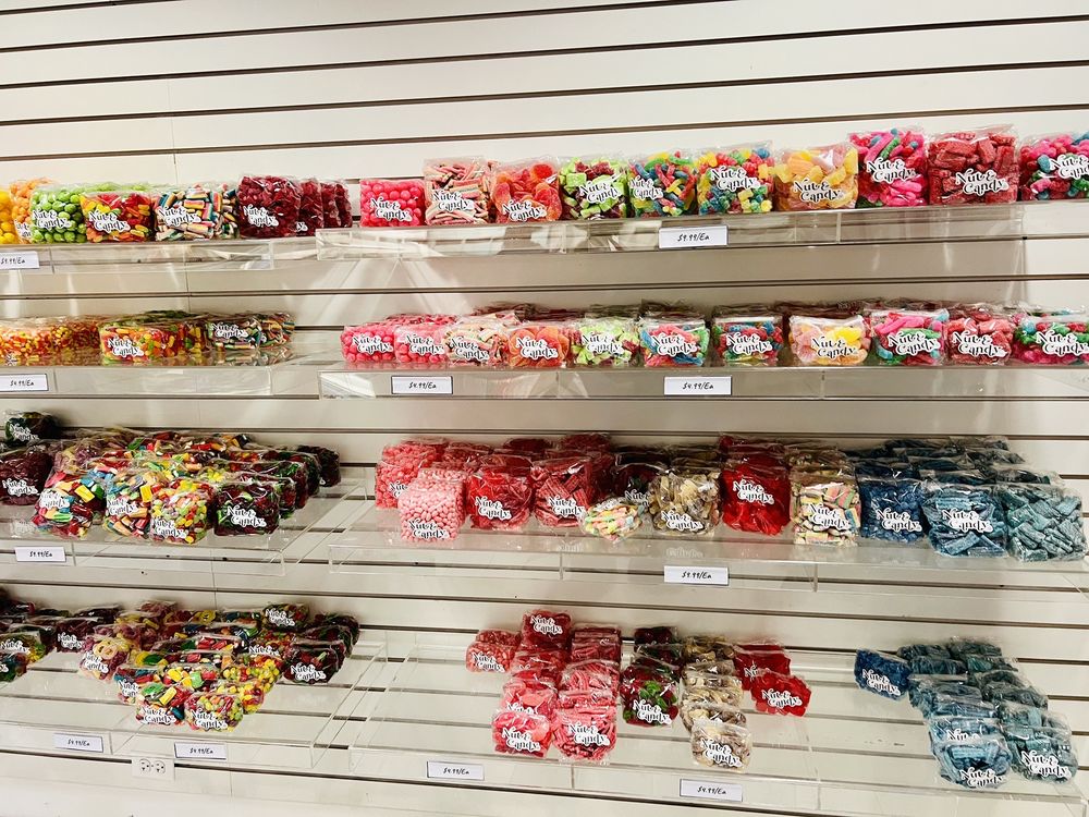 ILLINOIS NUT & CANDY Updated October 2024 54 Photos & 66 Reviews