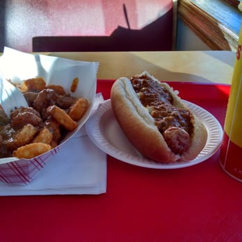 Johnny & Hanges - Potato rounds with chili, hot dawg all the way, and root beer - Hot Dogs Near Me - Fair Lawn, New Jersey Johnny & Hanges - Potato rounds with chili, hot dawg all the way, and root beer - Hot Dogs Near Me - Fair Lawn, New Jersey