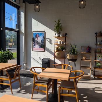 13 Suns - The vibe - Cafes Near Me - Toronto, Ontario 13 Suns - The vibe - Cafes Near Me - Toronto, Ontario