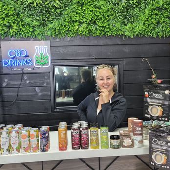 Nature's Nest - Noonoosh, owner, Nature´s best - Nutritionists Near Me - Laguna Hills, California