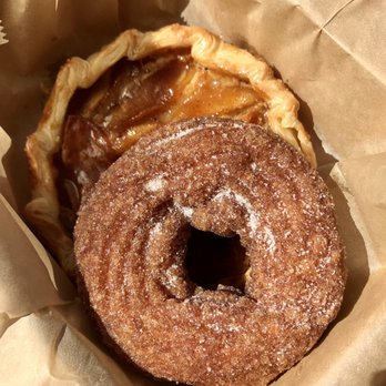 Café Dear Leon - French cruller, Apple Galette - Cafes Near Me - Baltimore, Maryland Café Dear Leon - French cruller, Apple Galette - Cafes Near Me - Baltimore, Maryland