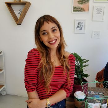 Widows Peak Salon - Sandra - Blow Dry/Out Services Near Me - Los Angeles, California Widows Peak Salon - Sandra - Blow Dry/Out Services Near Me - Los Angeles, California