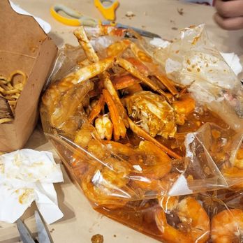 Lemon Crab - Snow crab and shrimp - Seafood Near Me - Hayward, California Lemon Crab - Snow crab and shrimp - Seafood Near Me - Hayward, California