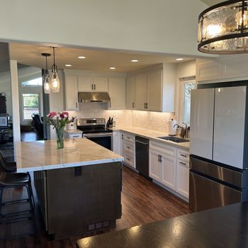 Ambar Builders Inc. - the kitchen and dining area - General Contractors Near Me - Vista, California Ambar Builders Inc. - the kitchen and dining area - General Contractors Near Me - Vista, California
