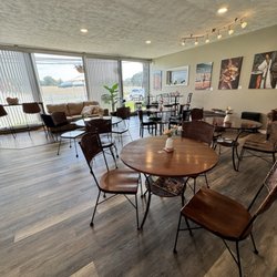 Cafe Bereka - Seating area