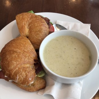 Le Café Entre Amis - Mushroom soup, croissant bacon sandwich - Canadian (New) Near Me - Montebello, Quebec Le Café Entre Amis - Mushroom soup, croissant bacon sandwich - Canadian (New) Near Me - Montebello, Quebec