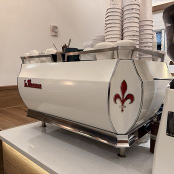 Le Cafe Coffee - Cafes Near Me - New York, New York