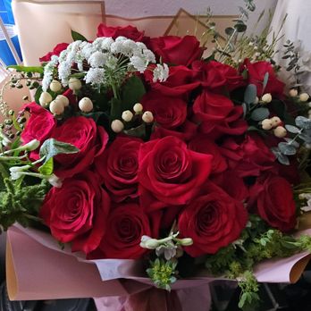 La Foret Flowers - Premium Roses. - Flowers & Gifts Near Me - Fullerton, California