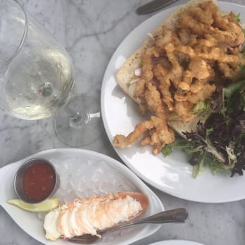 Mignonette - Conch po'boy and chilled South African lobster tail - New American Near Me - Miami, Florida Mignonette - Conch po'boy and chilled South African lobster tail - New American Near Me - Miami, Florida