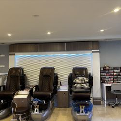 Naturale Salon