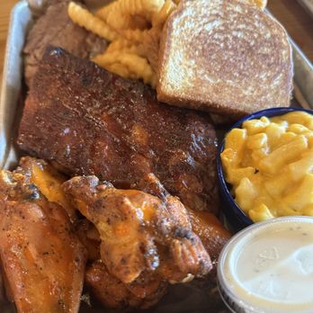 Colt’s Pig Stand - Chicken Wings, Baby Back Ribs, BBQ Beef Brisket, Mac and Cheese and French Fries - Barbeque Near Me - Orange City, Florida
