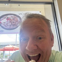 Genuine Japanese sushi right next to Honolulu International airport! Heaven on Earth! Genuine Japanese sushi right next to Honolulu International airport! Heaven on Earth!
