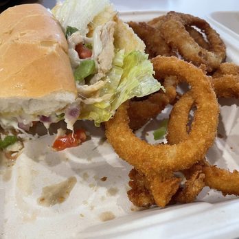 Fame's Diner - Chicken Philly Sub and Golden Onion Rings - Diners Near Me - Columbus, Ohio Fame's Diner - Chicken Philly Sub and Golden Onion Rings - Diners Near Me - Columbus, Ohio