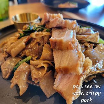 Manaao - Thai Near Me - Tustin, California