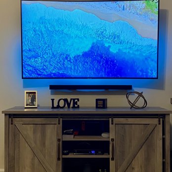 Journey A\V - Living room tv installation and sound bar - Home Theatre Installation Near Me