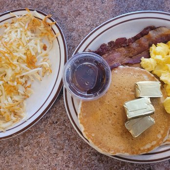 Mainstreet Cafe - Bakeries Near Me - Reedley, California Mainstreet Cafe - Bakeries Near Me - Reedley, California