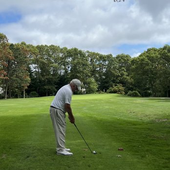 Paul Harney Golf Course - Jim O'Leary, PGA golf pro from Oak Hill CC enjoying a round with his family - Golf Near Me - East Falmouth, Massachusetts Paul Harney Golf Course - Jim O'Leary, PGA golf pro from Oak Hill CC enjoying a round with his family - Golf Near Me - East Falmouth, Massachusetts