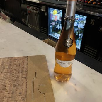 Rouge Lounge - Wine Bars Near Me - San Carlos, California