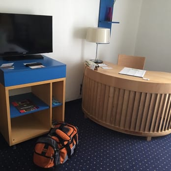 ibis Styles Leipzig - Geschmackvoll eingerichtet - Hotels Near Me - Schkeuditz, SN