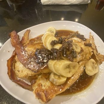 Ruby Slipper Central Business District - Bananas Foster French Toast - Breakfast & Brunch Near Me - New Orleans, Louisiana Ruby Slipper Central Business District - Bananas Foster French Toast - Breakfast & Brunch Near Me - New Orleans, Louisiana