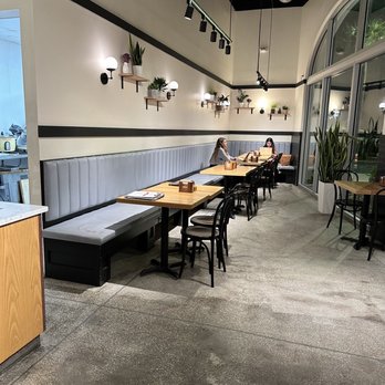 Flower Cafe - Coffee & Tea Near Me - Kissimmee, Florida