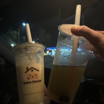Boba House - Jasmine tea with boba (right) - Bubble Tea Near Me - Honolulu, Hawaii