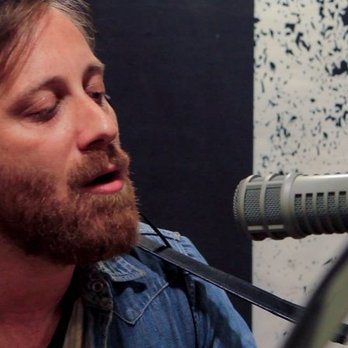 Lightning 100 - Dan Auerbach - Radio Stations Near Me - Nashville, Tennessee Lightning 100 - Dan Auerbach - Radio Stations Near Me - Nashville, Tennessee