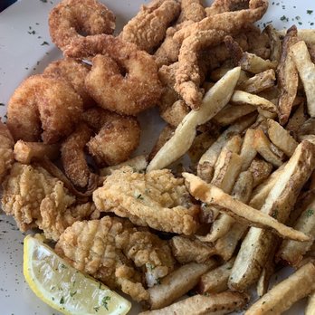 The Lake House - Venues & Event Spaces Near Me - Ridgeland, Mississippi