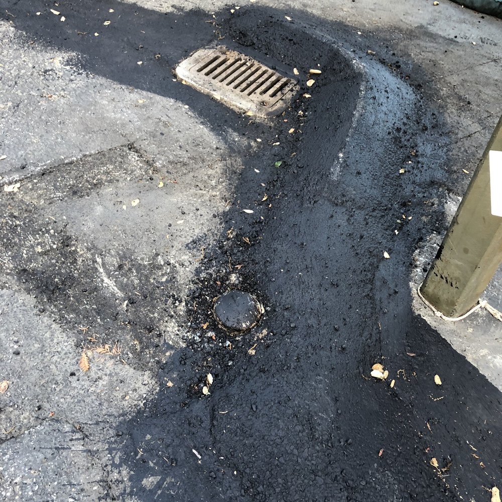 We Love Paving - Added water diversion/ catch bump - Masonry/Concrete Near Me - Santa Clara, California We Love Paving - Added water diversion/ catch bump - Masonry/Concrete Near Me - Santa Clara, California