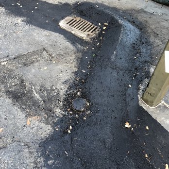 We Love Paving - Added water diversion/ catch bump - Masonry/Concrete Near Me - Santa Clara, California We Love Paving - Added water diversion/ catch bump - Masonry/Concrete Near Me - Santa Clara, California