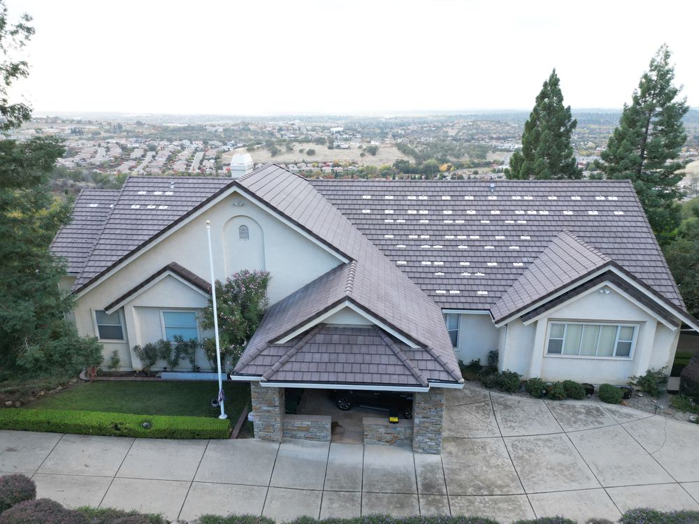 Slide of Lucero's Roofing