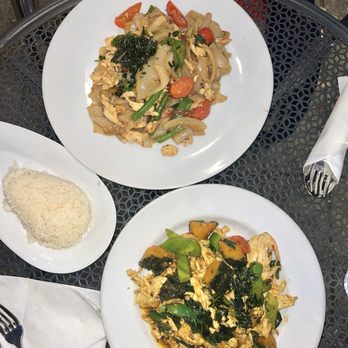 Rice - Drunken Noodle (on top) and Chicken & Asian Pumpkin (on bottom) - Thai Near Me - Washington, DC, District of Columbia Rice - Drunken Noodle (on top) and Chicken & Asian Pumpkin (on bottom) - Thai Near Me - Washington, DC, District of Columbia
