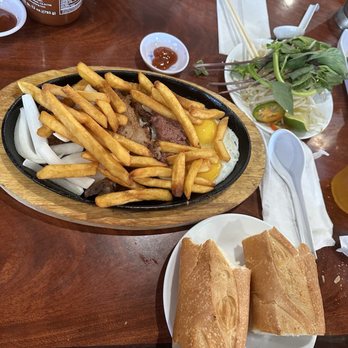 Pho John - Bó Né with a side of bread. My ATF!!! - Vietnamese Near Me - San Jose, California