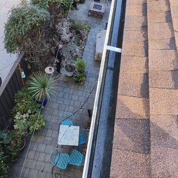 Clear Glass Window Cleaning - Cleaned gutter - Window Washing Near Me