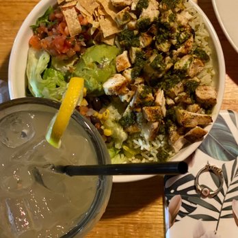 Applebee's Grill + Bar - Southwest ch - American Near Me - Johnson City, Tennessee