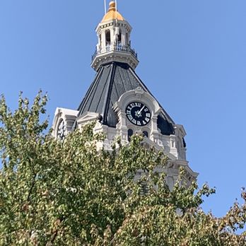 Aaron’s on the Square - a clock tower - Breakfast & Brunch Near Me - Rockville, Indiana
