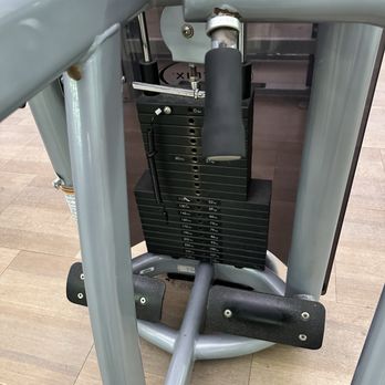 LA Fitness - Gyms Near Me - Kearny, New Jersey