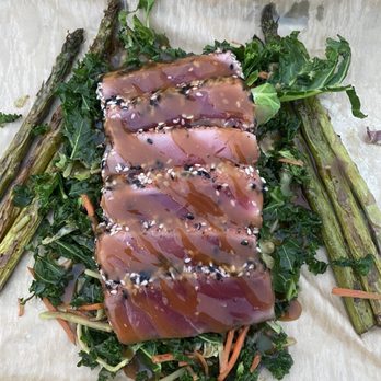 Zef’s Dockside Bar & Kitchen - Ahi Plate - Bars Near Me - St Clair Shores, Michigan Zef’s Dockside Bar & Kitchen - Ahi Plate - Bars Near Me - St Clair Shores, Michigan