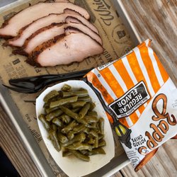 Wright's Barbecue - Turkey and green beans