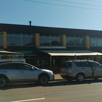 Miami Tavern - Outside - Pubs Near Me - Miami, QLD